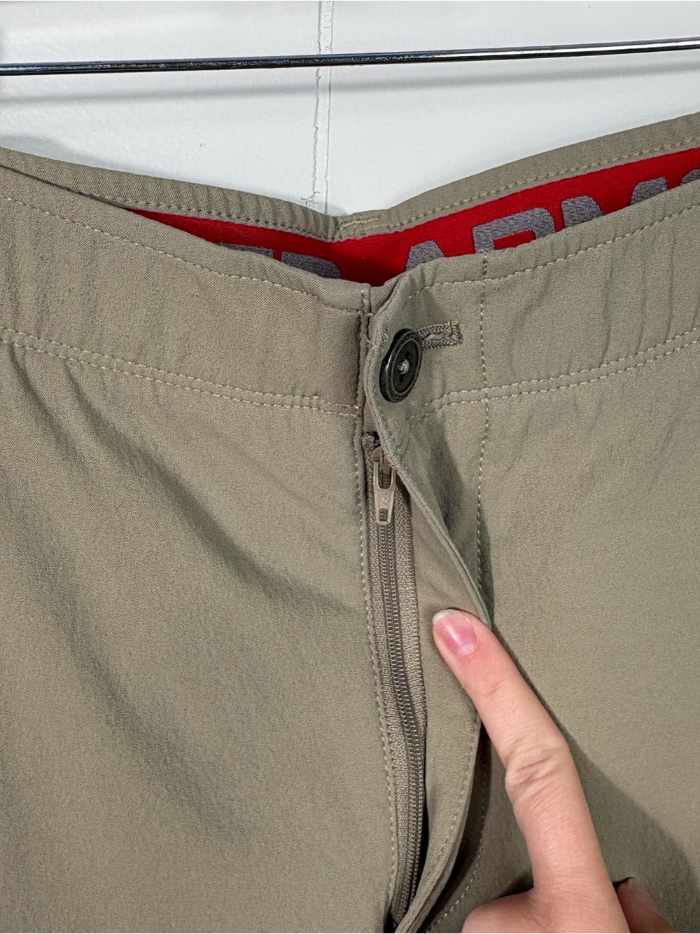 Under Armour Matchplay Khaki Loose Fit Khaki Golf Pants 1289878 40x32 Athletic - Picture 3 of 7